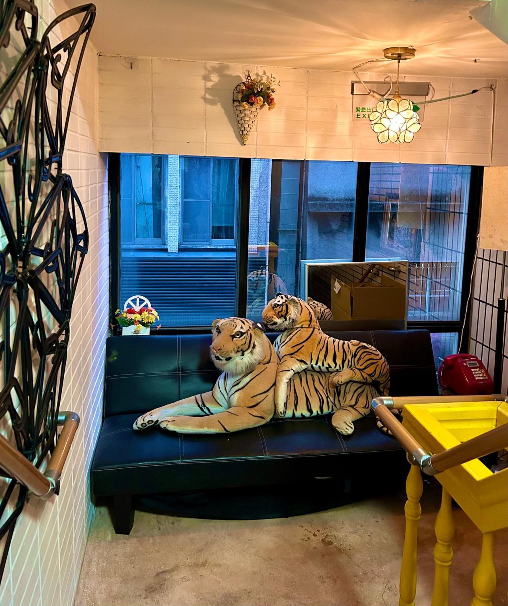 Taipei Triple Tiger Inn Zewnętrze zdjęcie